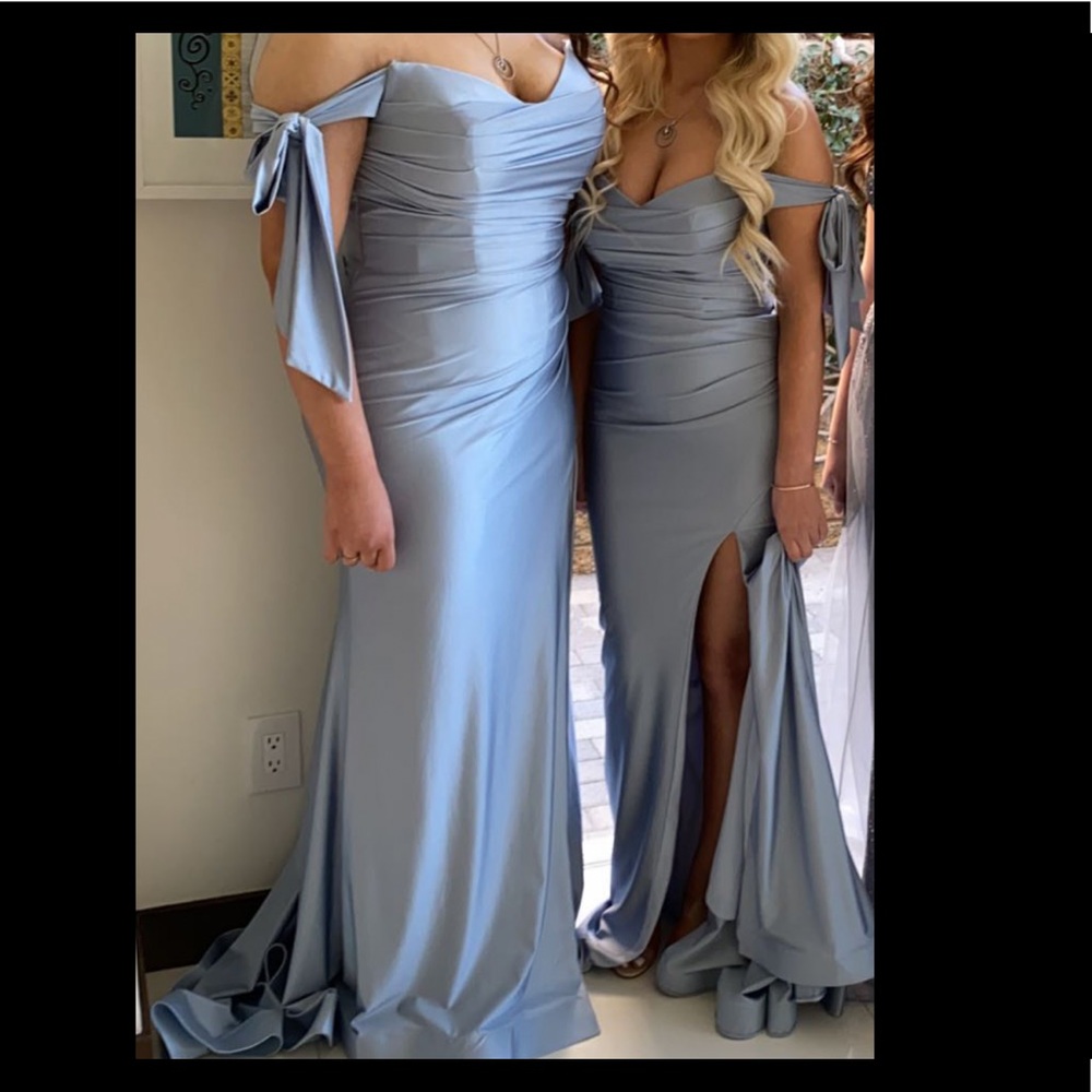 Women’s dress